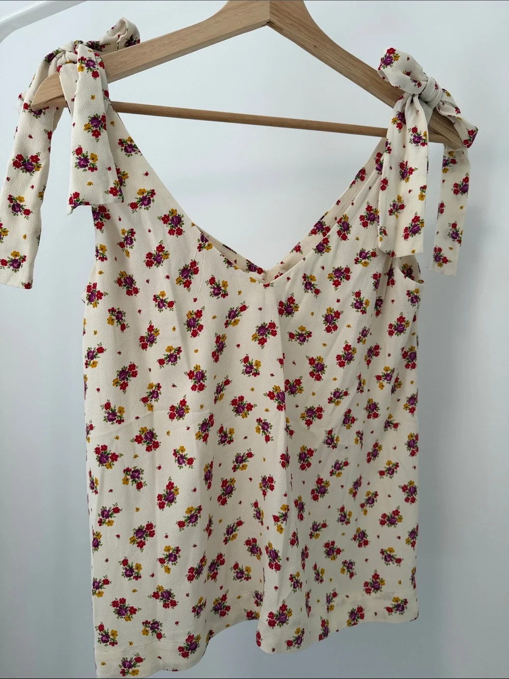 New!! Sézane Floral Tie-Shoulder Camisole in Cream with Pink Bouquet Print